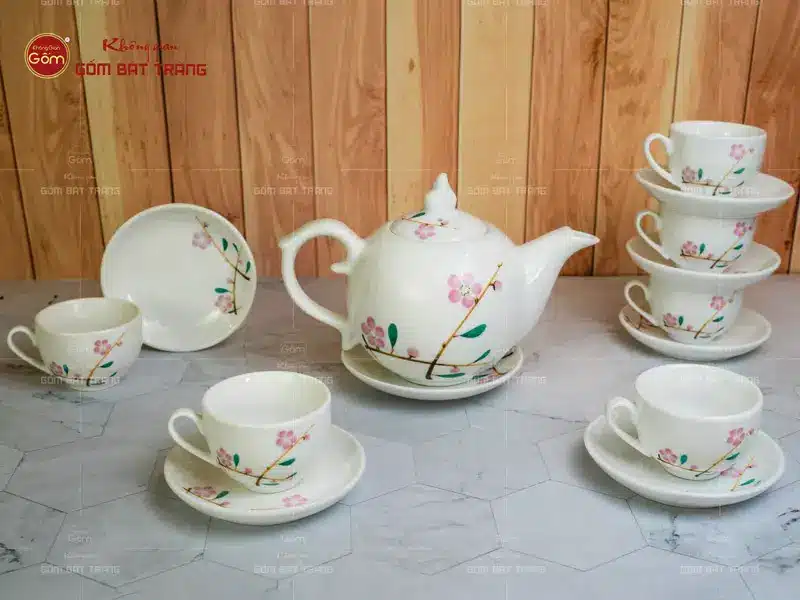 Ấm chén men màu - Không Gian Gốm Bát Tràng